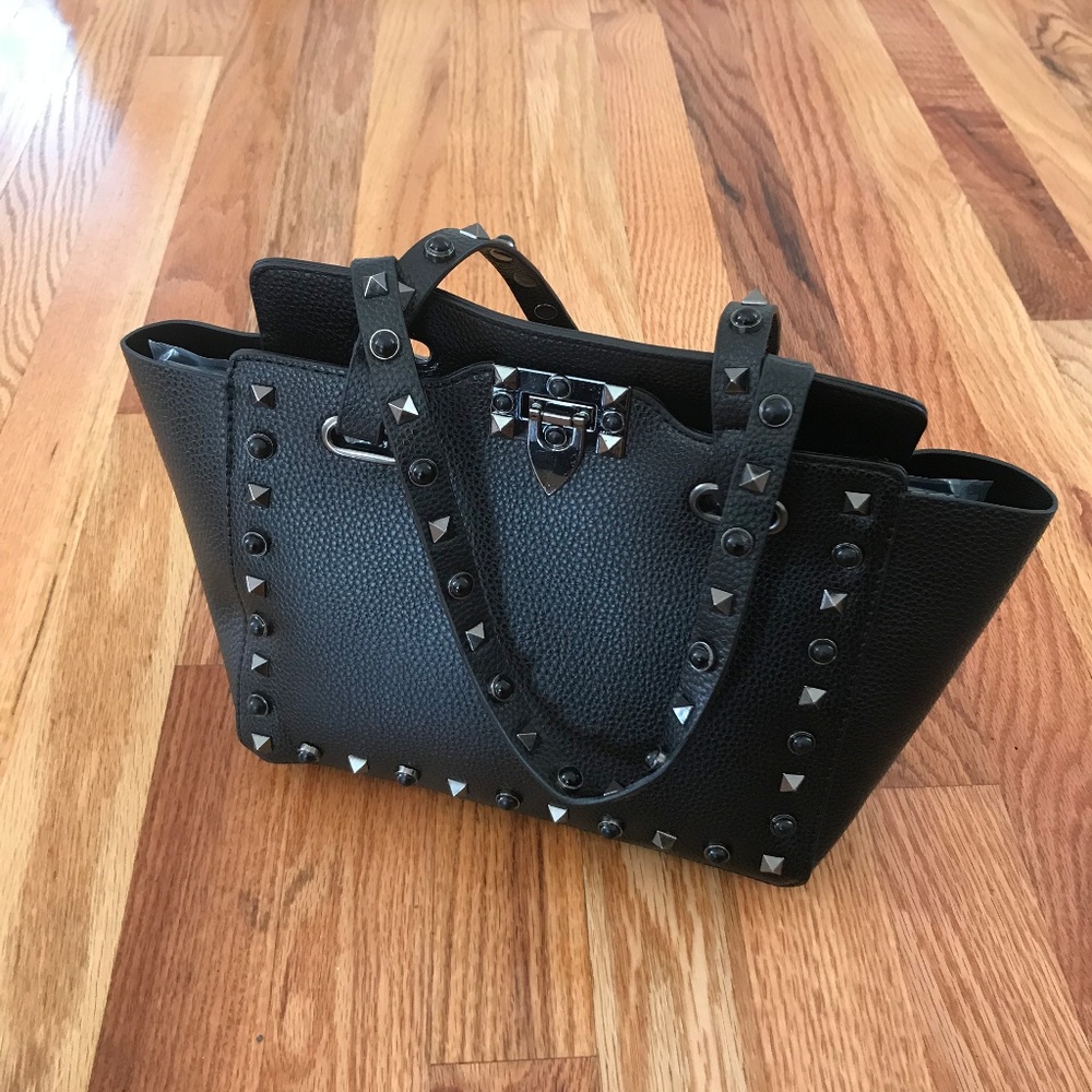 Black Rockstud Trapeze Satchel with Crossbody